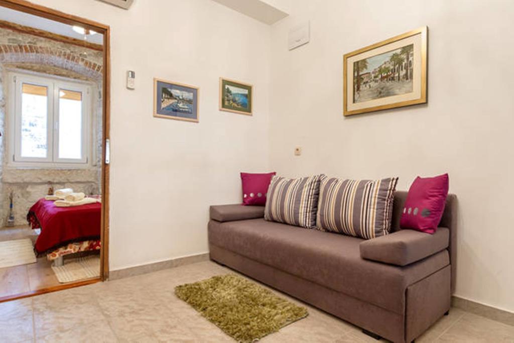 Apartments Emperor Oasis Split Exterior foto